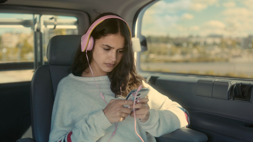 frame_coche_otra_rosalia